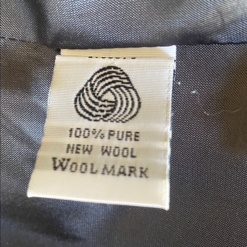 Pendleton Women's Classic Wool Gray Blazer - image 7